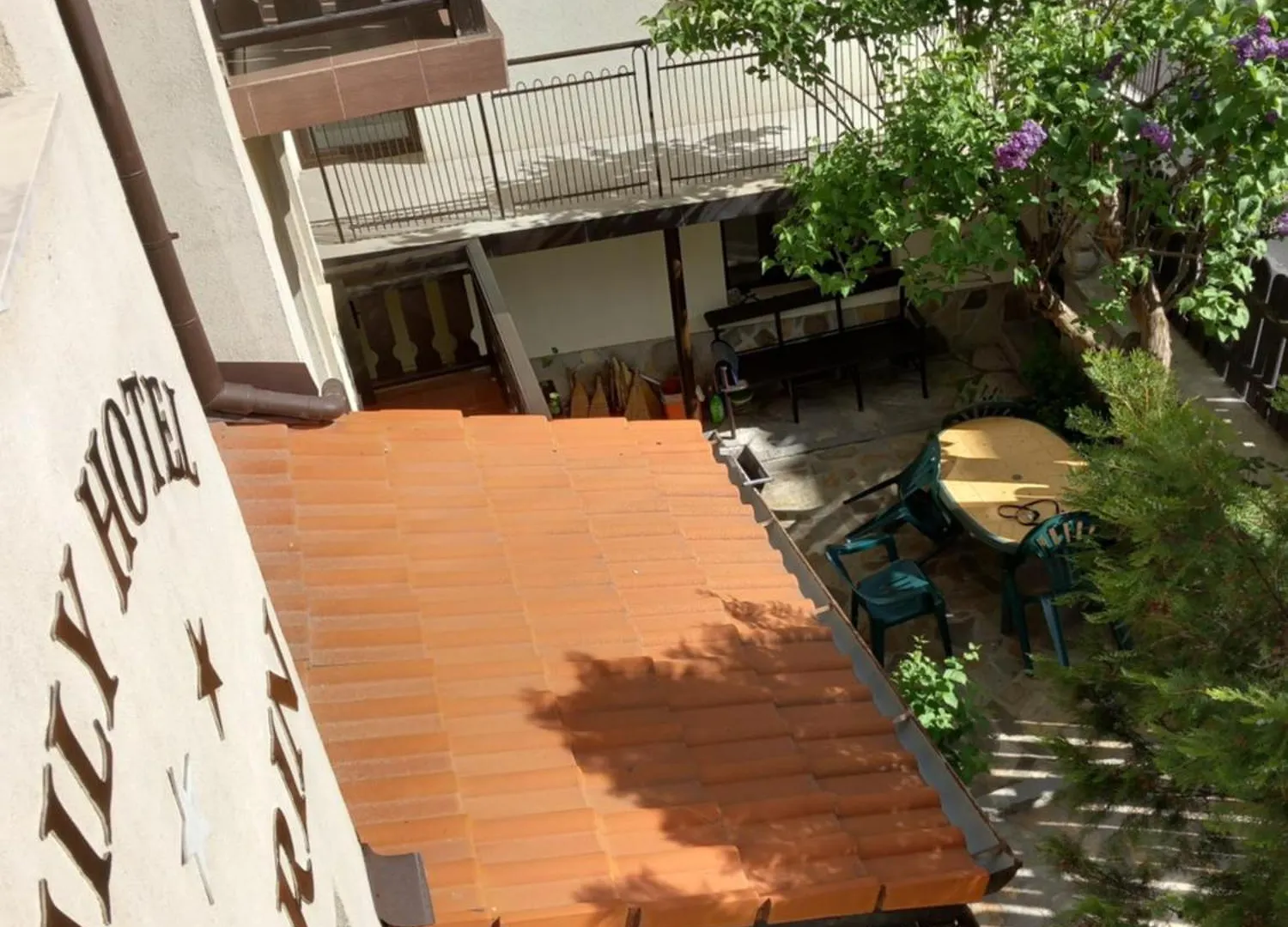 Guest House Skabrin 반스코